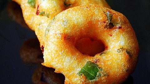 Medhu Vadai Ulundu Vadai Recipe With Video Raks Kitchen