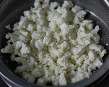 roughly crumbled paneer