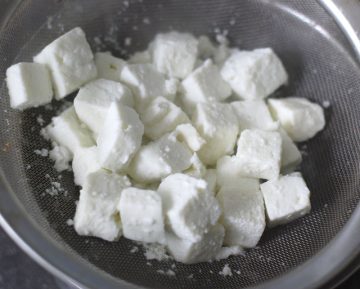 Paneer cubes, soaked, drained