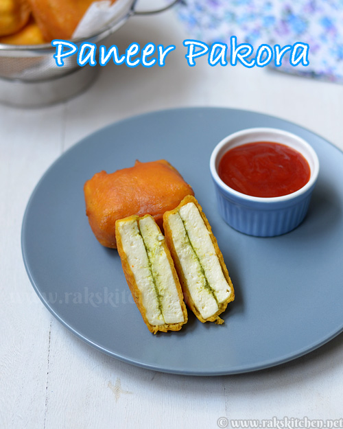 stuffed-paneer-pakora with green chutney
