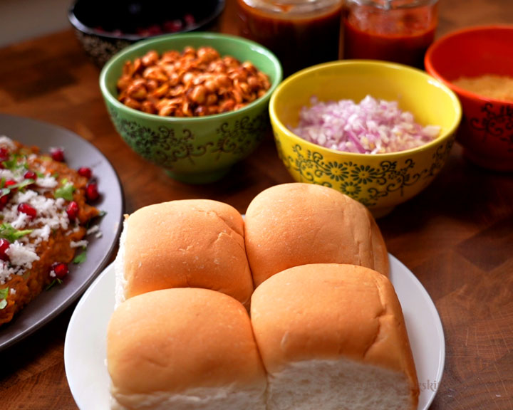 ready to assemble Dabeli