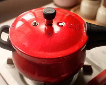 Pressure cook